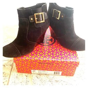 Platform dark choc suede booties
